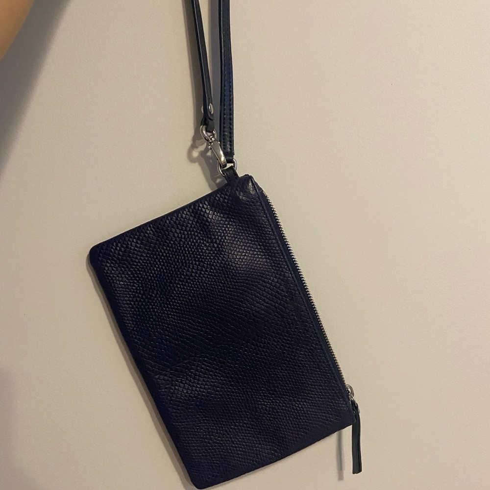 Zip/ clutch